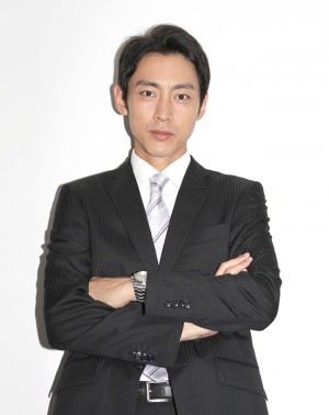 『金曜8時のドラマ「刑事 吉永誠一　涙の事件簿」』にて、鑑貴一役で出演中の小泉孝太郎