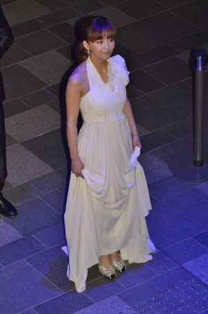 華原朋美、「Omotesando Hills CHRISTMAS 2013」イルミネーション点灯式ライブにて