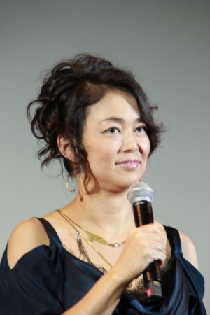 中島知子『ハダカの美奈子』初日舞台挨拶にて