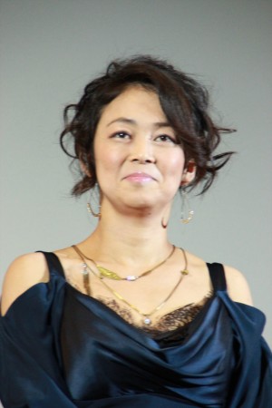 中島知子『ハダカの美奈子』初日舞台挨拶にて