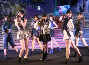 新曲「mero mero」のリリースイベントを行ったアイドリングNEO