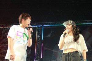 ベッキーにそっくり!? ジェシカ、ダンス披露で会場を魅了