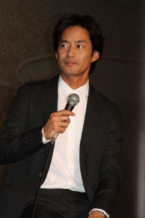 竹野内豊、『オリンピックの身代金』試写会・トークイベントにて