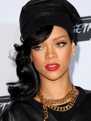 フォーブス誌「最も稼いだミュージシャン」第16位：リアーナ