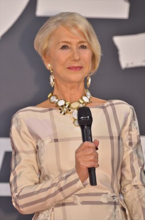 『REDリターンズ』ジャパンプレミアに登場したヘレン・ミレン