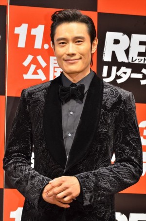 『REDリターンズ』ジャパンプレミアに登場したイ・ビョンホン