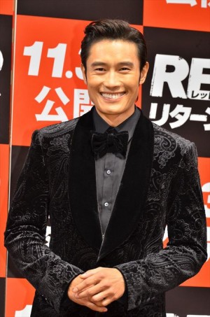 『REDリターンズ』ジャパンプレミアに登場したイ・ビョンホン