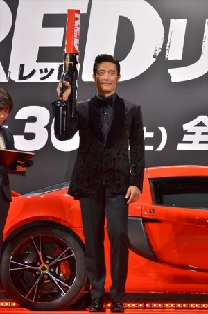 『REDリターンズ』ジャパンプレミアに登場したイ・ビョンホン