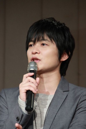 『となりの関くん』製作発表会に出席した下野紘