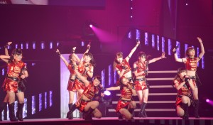 日本武道館で全国ツアー千秋楽を迎えたモーニング娘。