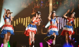 日本武道館で全国ツアー千秋楽を迎えたモーニング娘。