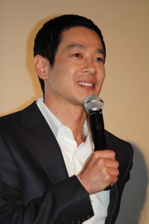 加瀬亮、映画『劇場版 SPEC～結（クローズ）～ 爻（コウ）ノ篇』初日舞台挨拶に登場