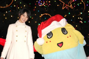 剛力彩芽＆ふなっしーが中山競馬場クリスマスイルミネーション点灯式に登場！