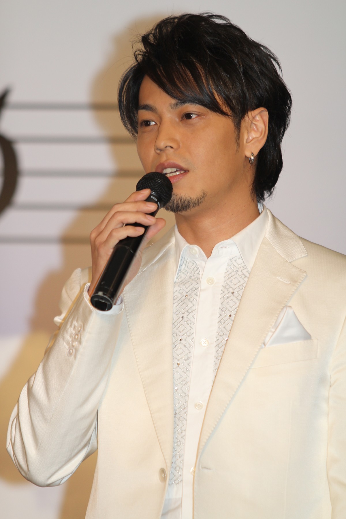 愛の唄を歌おう