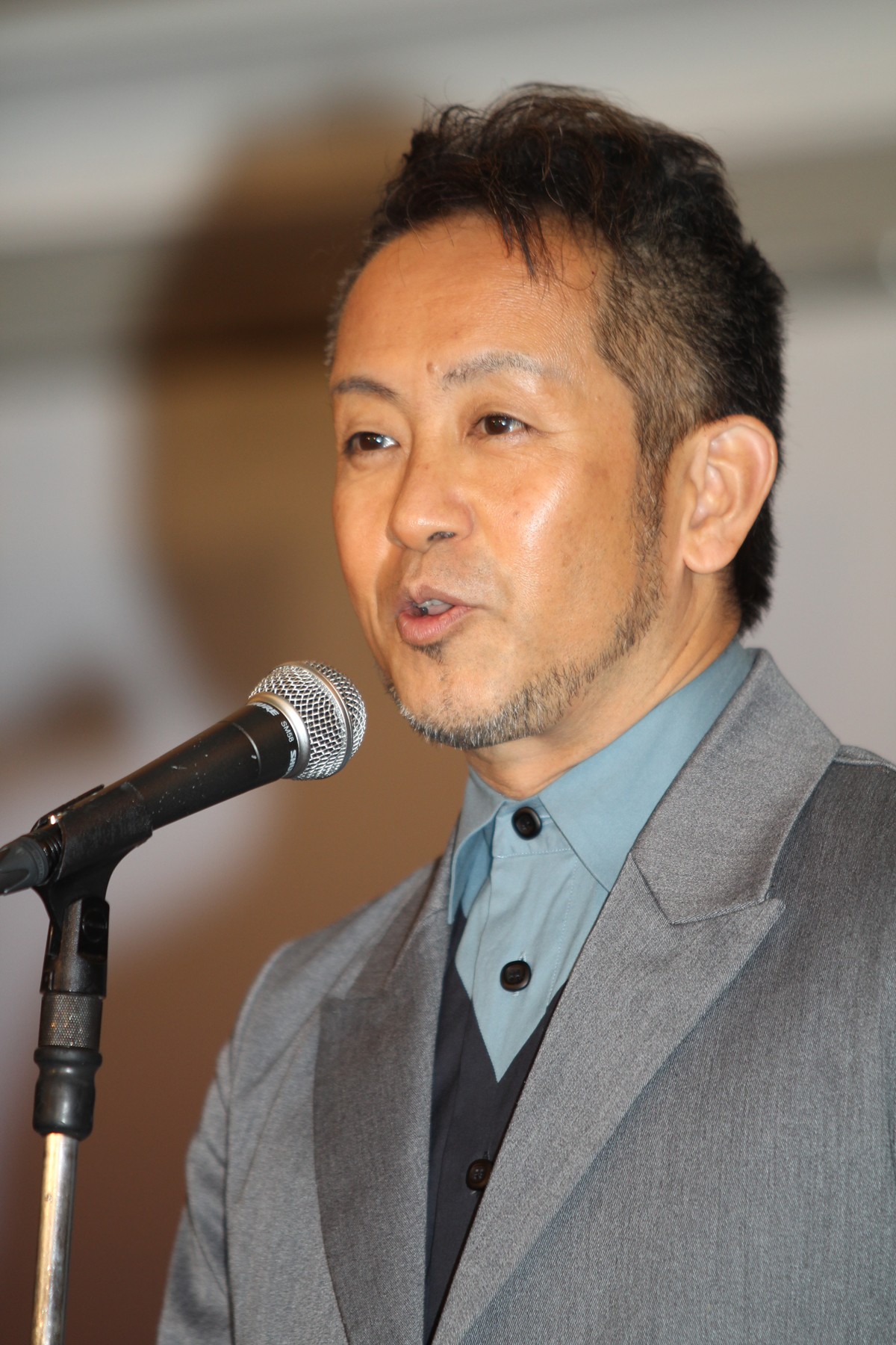 愛の唄を歌おう