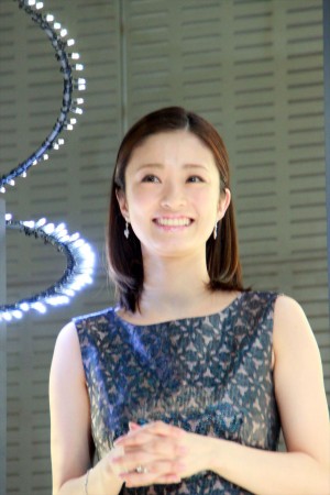 上戸彩、『ヒカリミチ～希望の輪～』点灯式にて