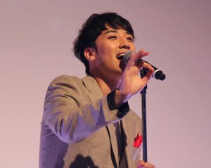 『指恋（ゆびこい）～君に贈るメッセージ～』配信記念イベントに出席したBIGBANGのV.I