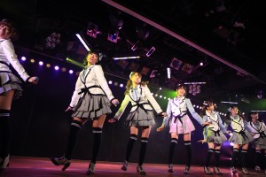 AKB48劇場8周年特別記念公演の模様