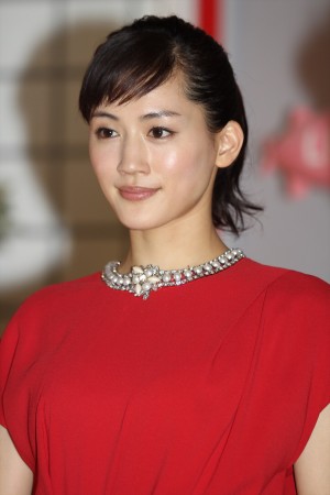 綾瀬はるか、「LIFE！ 紅白歌合戦 大集合スペシャル」取材会にて