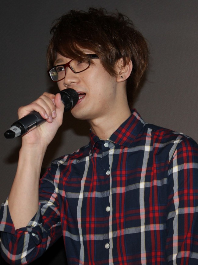 “コミックシネマ”トークショーに出席した羽多野渉（左）と江口拓也（右）