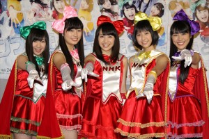 ももいろクローバーZ、『天使とジャンプ』完成試写会にて