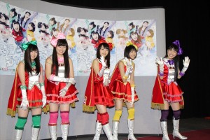 ももいろクローバーZ、『天使とジャンプ』完成試写会にて