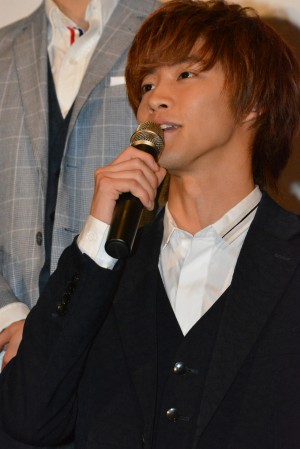 白石隼也、映画『仮面ライダー×仮面ライダー 鎧武＆ウィザード 天下分け目の戦国MOVIE大合戦』初日舞台挨拶にて
