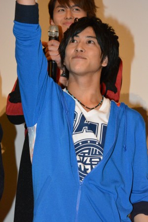 佐野岳、映画『仮面ライダー×仮面ライダー 鎧武＆ウィザード 天下分け目の戦国MOVIE大合戦』初日舞台挨拶にて