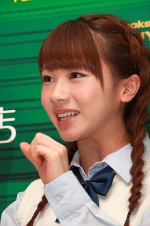 『モーニング娘。天気組BOOK』発売記念握手会イベントの様子