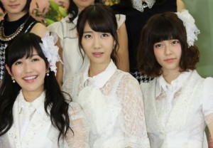 「第55回 輝く！日本レコード大賞」記者会見に出席したAKB48