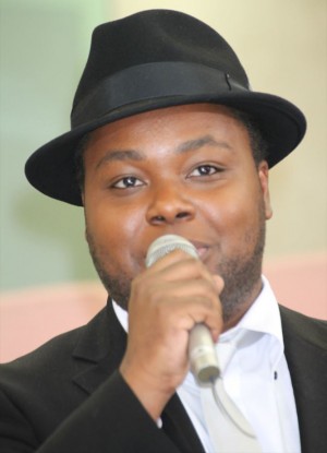 「第55回 輝く！日本レコード大賞」記者会見に出席したクリス・ハート