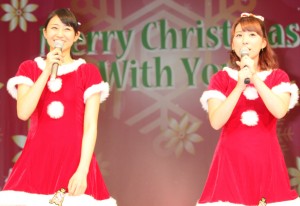 サンタ姿で新曲をPRしたスマイレージ