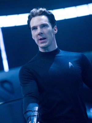 イギリス人が選ぶ『最もセクシーなセレブ2013』／男性セレブ編　5位：ベネディクト・カンバーバッチ（『スター・トレック イントゥ・ダークネス』場面写真より）