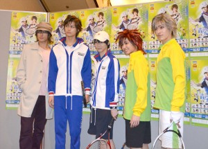 ミュージカル『テニスの王子様』左から、君沢ユウキ、多和田秀弥、小越勇輝、松岡広大、安西慎太郎