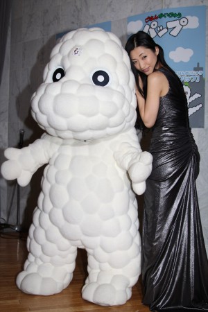 壇蜜、壇蜜×『ごはんかいじゅうパップ』夢のコラボ発表会見にて