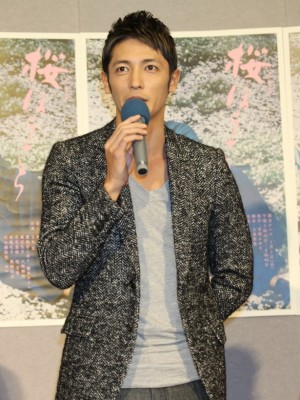 玉木宏、『桜ほうさら』完成試写会にて