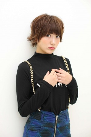 舞台『クザリアーナの翼』に出演する、SNH48宮澤佐江