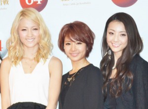 紅白リハーサルに出席した初出場のE‐girls（左からdreamメンバーでもあるAmi、Aya、Shizuka）