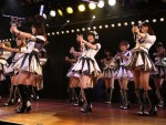 秋葉原AKB劇場にて元日公演を行ったAKB48