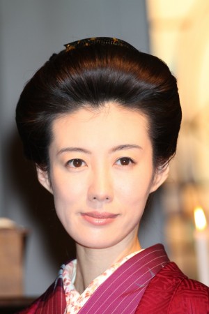 ともさかりえ、『花子とアン』スタジオ取材会にて