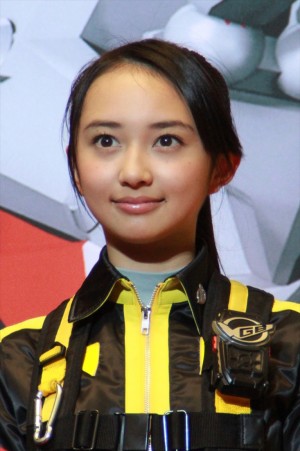 小宮有紗、『獣電戦隊キョウリュウジャーVSゴーバスターズ　恐竜大決戦！さらば永遠の友よ』完成披露上映会に登場