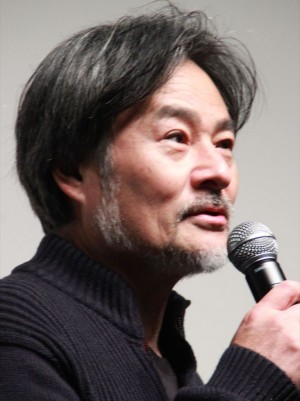 『Seventh Code』の初日舞台挨拶に出席した黒沢清監督