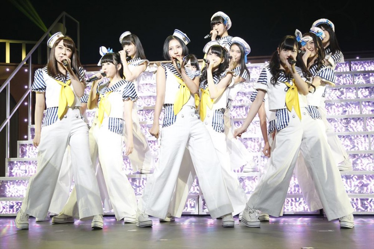 HKT48がモーニング娘。「ザ☆ピ~ス!」を披露 「HKT48九州7県ツアー~可愛い子には旅をさせよ~」初日公演