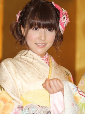 AKB48グループ成人式記念撮影会の模様　鬼頭桃菜（SKE48）