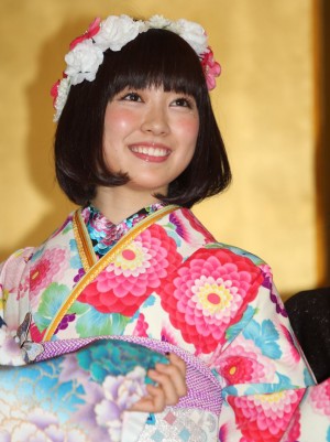 AKB48グループ成人式記念撮影会の模様　渡辺美優紀（NMB48）