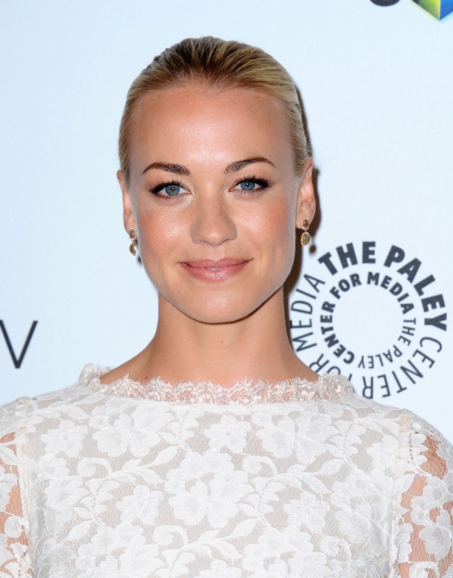 イヴォンヌ・ストラホフスキー、Yvonne Strahovski