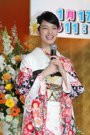 剛力彩芽、『私の嫌いな探偵』制作発表記者会見にて