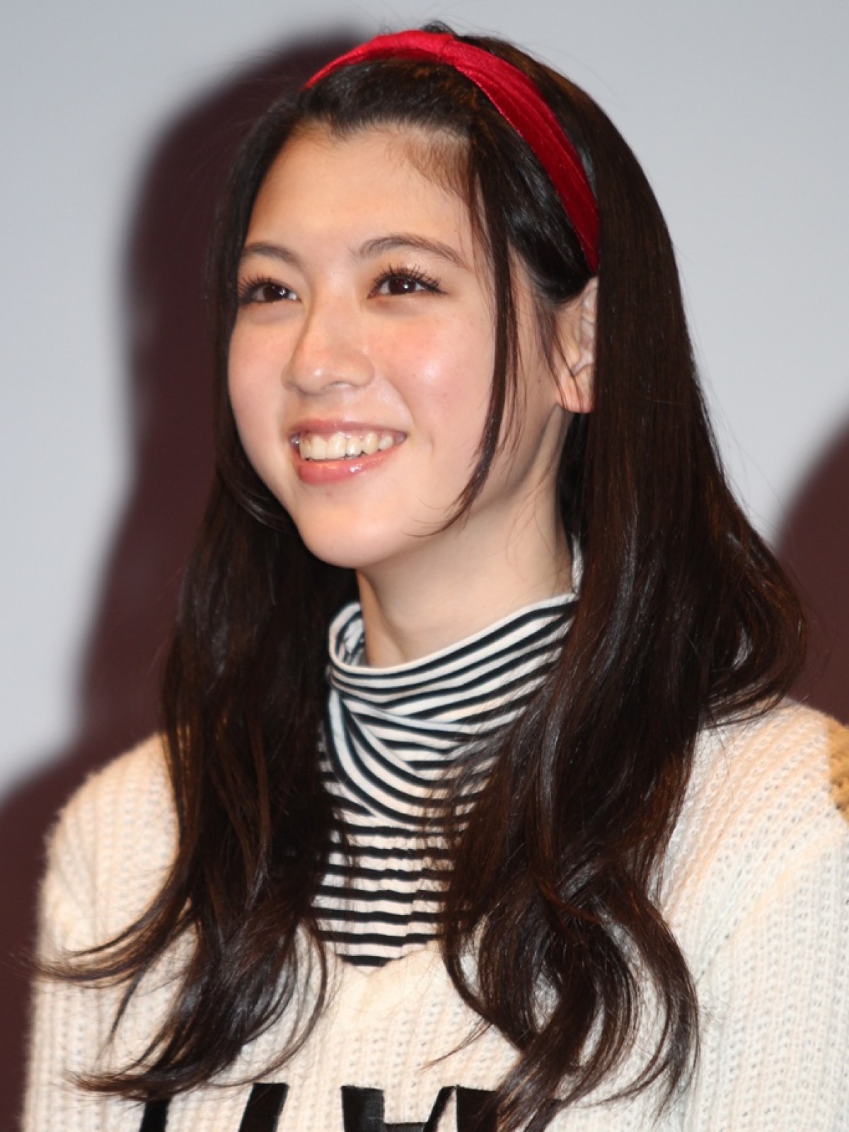 有村架純＆東出昌大、業界人が選ぶ「2014年にブレイクを期待するタレント」1位に