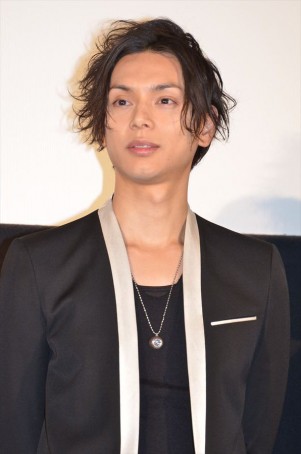 『黒執事』初日舞台挨拶に登壇した水嶋ヒロ