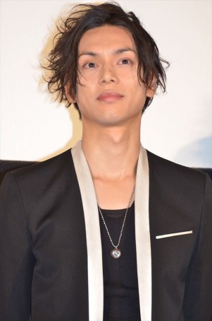 『黒執事』初日舞台挨拶に登壇した水嶋ヒロ